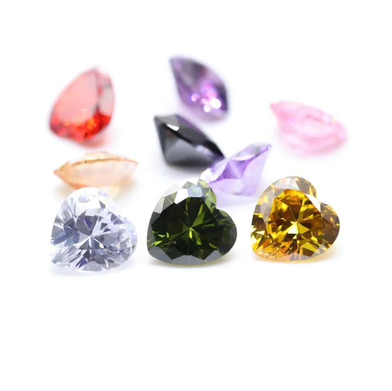 R.GEM. Оптовая продажа заводская цена различные размеры синтетическая форма сердца красочный 3 А кубический циркон алмазные свободные драгоценные камни высокого качества