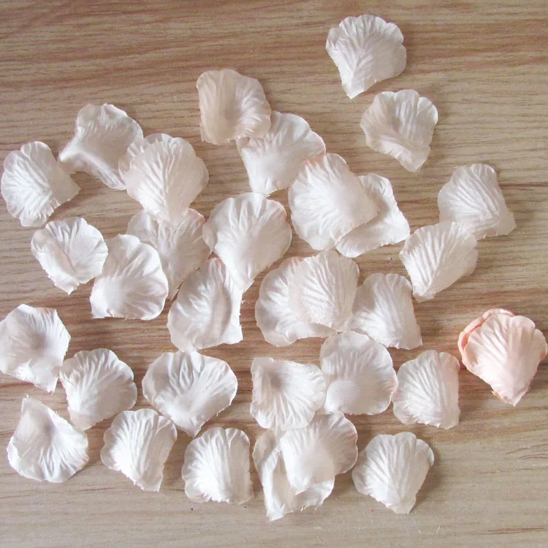 Wholesale High Quality Artificial Flower Silk Rose Petals for Party Wedding Decoration