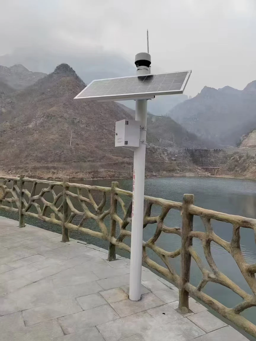 100W 12V Monocrystalline Solar System batteries Kit PWM Charge Controller outdoor site use