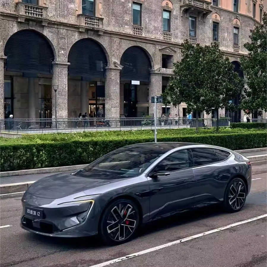 New Energy Vehicles Changan Auto Avatar 12 2023 Electric Vehicle Luxury EV Car Electric Car Huawei New Cars