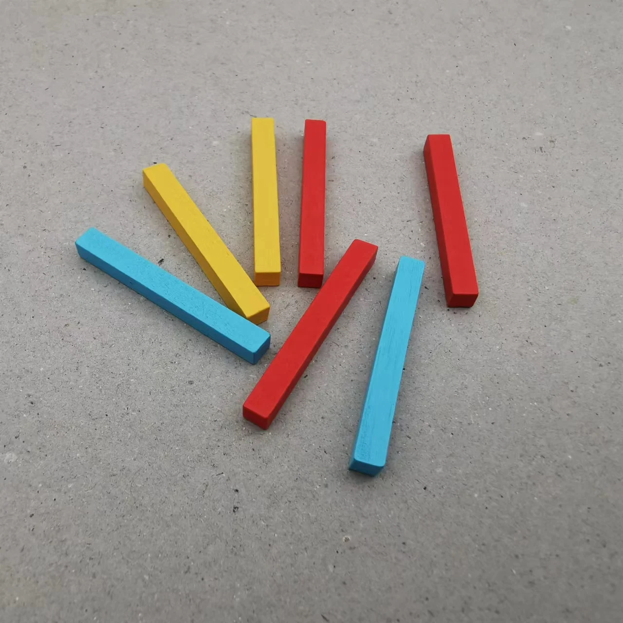 wholesale custom wooden meeple for board game piece wood pawn token piece