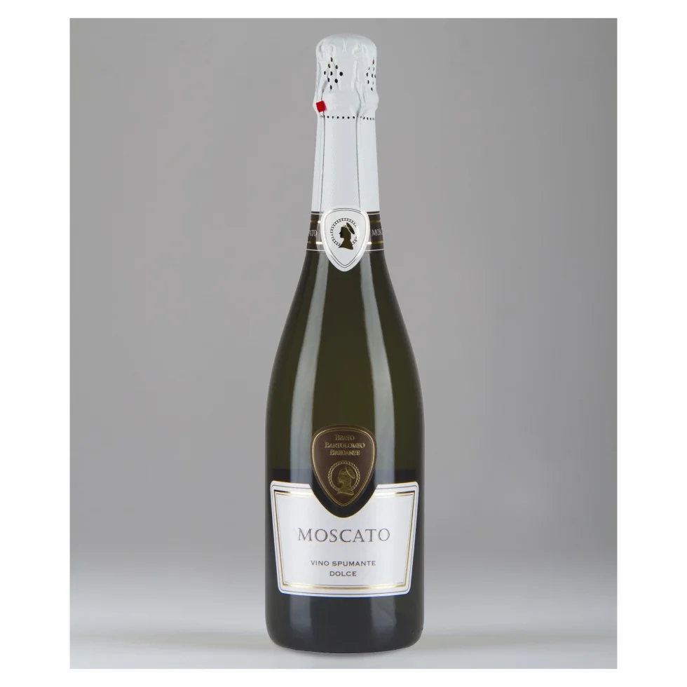 
Italian sparkling Muscat wine Moscato Spumante 75 cl bottle Sweet Aromatic taste party wine Moscato Spumante Dolce 