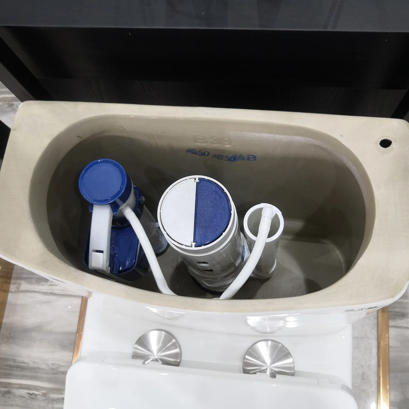 
High Quality Bathroom Modern Design White Ceramic One-piece S-trap Dual-Flush Toilet WC Incinerator Toilet 