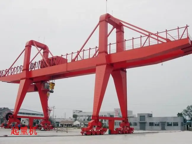 double girder mobile gantry crane for boat lifting 30 ton