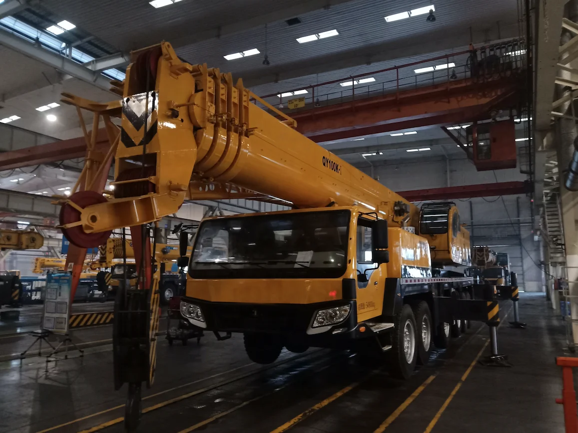 Китай 100 тонн подъемный мобильный грузовой кран QY100K продажа грузового крана по конкурентоспособной