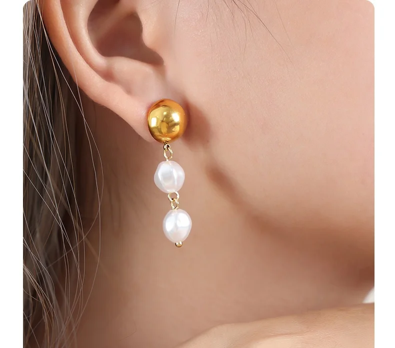 Женские серьги-гвоздики с жемчугом