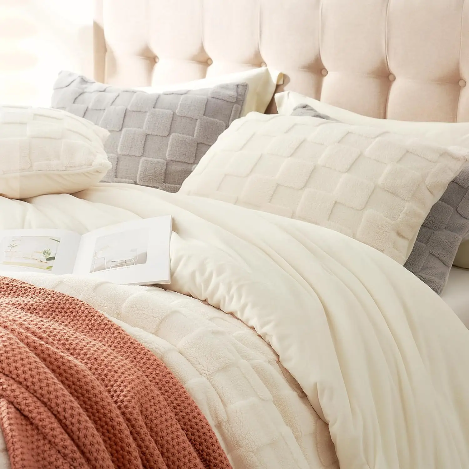 Fluffy Multi Size Jacquard Checkered Comforter Set Soft Sherpa Comforter 3pcs Warm Bedding Set with 2 Pillowcases for Winter