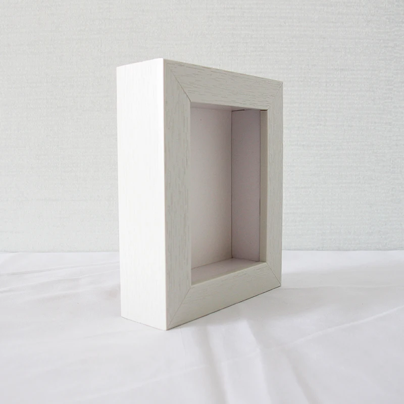 0.78Inch Depth Of Usable Space 6X6inch Hollow Box Frame With Wall Hanger