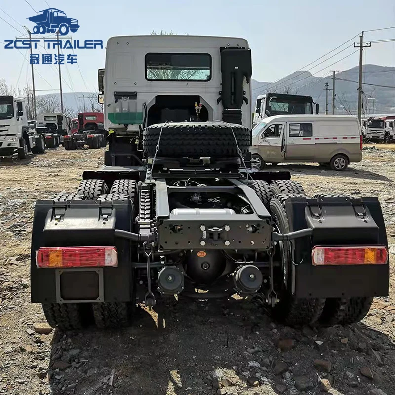 Sinotruk HOWO New Diesel 6x4 4*2 Truck Trailer 35 Ton 371 Hp Tractor Head Truck