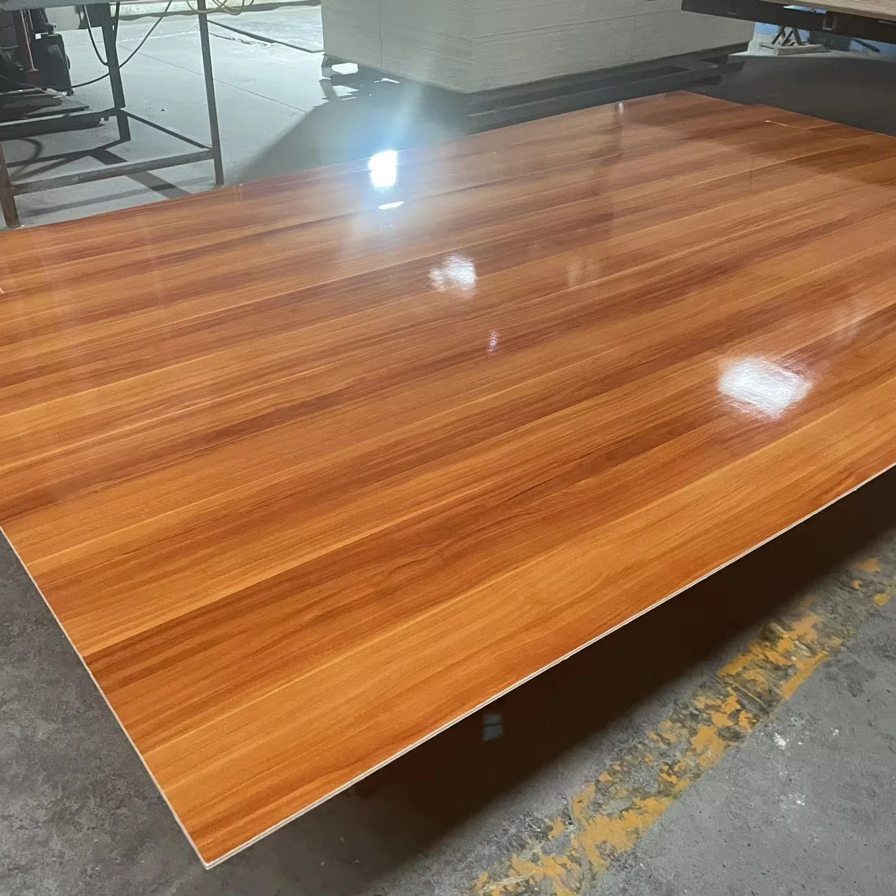 9mm 12mm 15mm 18mm 4x8 White Black Grey Melamine Faced Plywood Laminated Sheet for Furniture