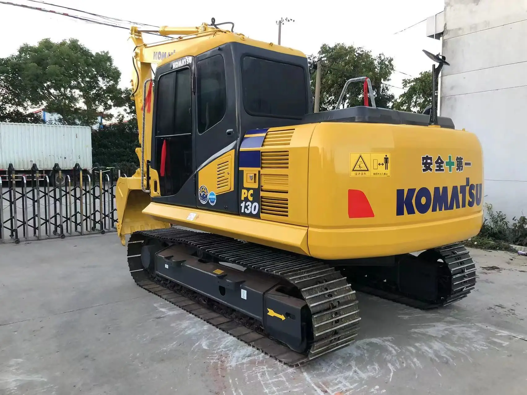 Used Excavators Japan Original Komatsu Pc130-7 Crawler Excavator For Sale Construction Equipment Earth-moving Machines Pc130