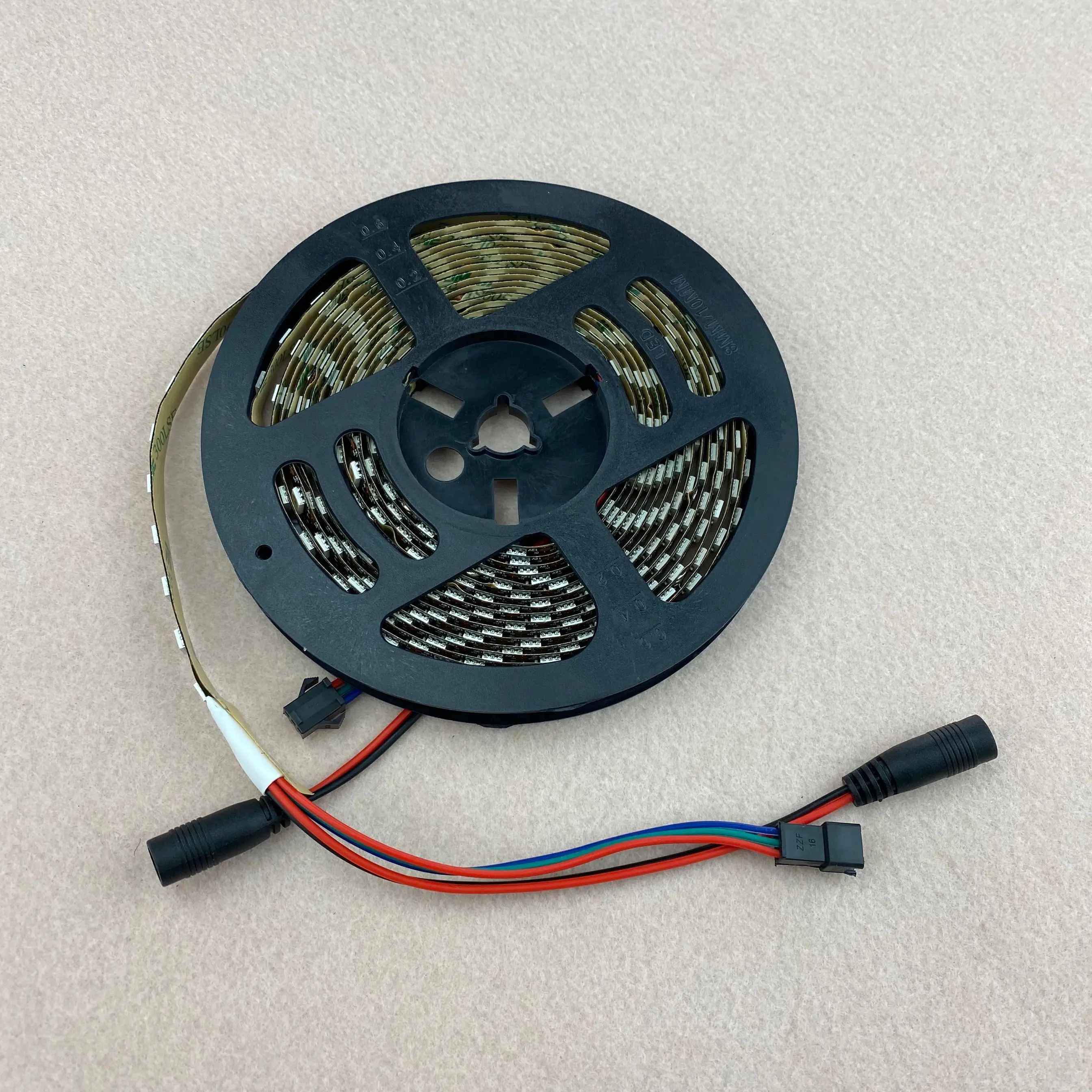 BLACK PCB 72leds/m WS2815 DC12V addressable full color RGB 5050 LED strip;5m/reel;non-waterproof;IP33