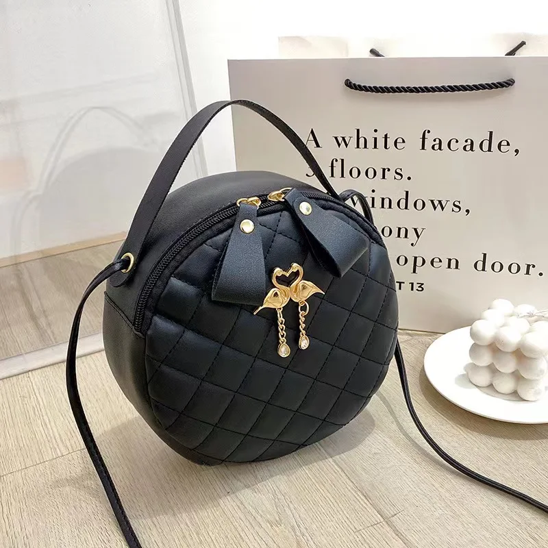 New small round bag handbag 2023 ladies bag female foreign trade wholesale diamond bag embroidered women girls beauty round