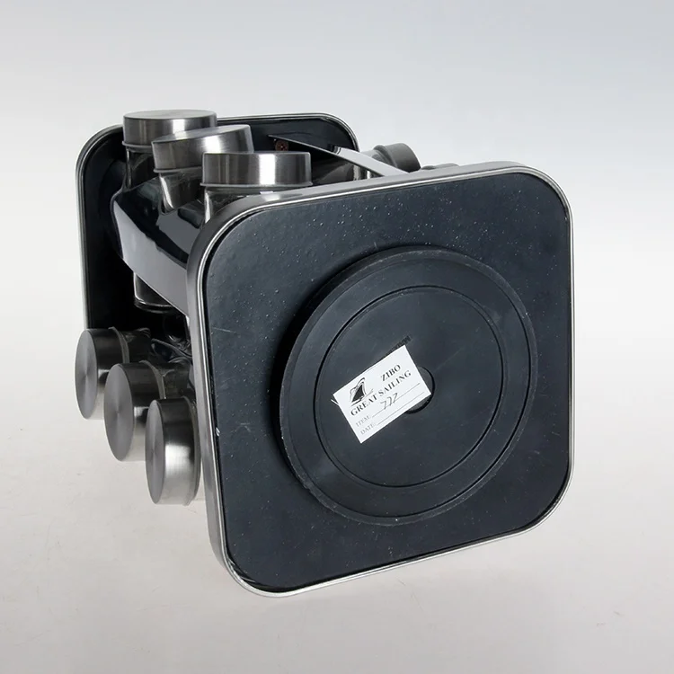 wholesale food grade decorative rotating glass spice jar bottle rack set with plastic stand and screw lid