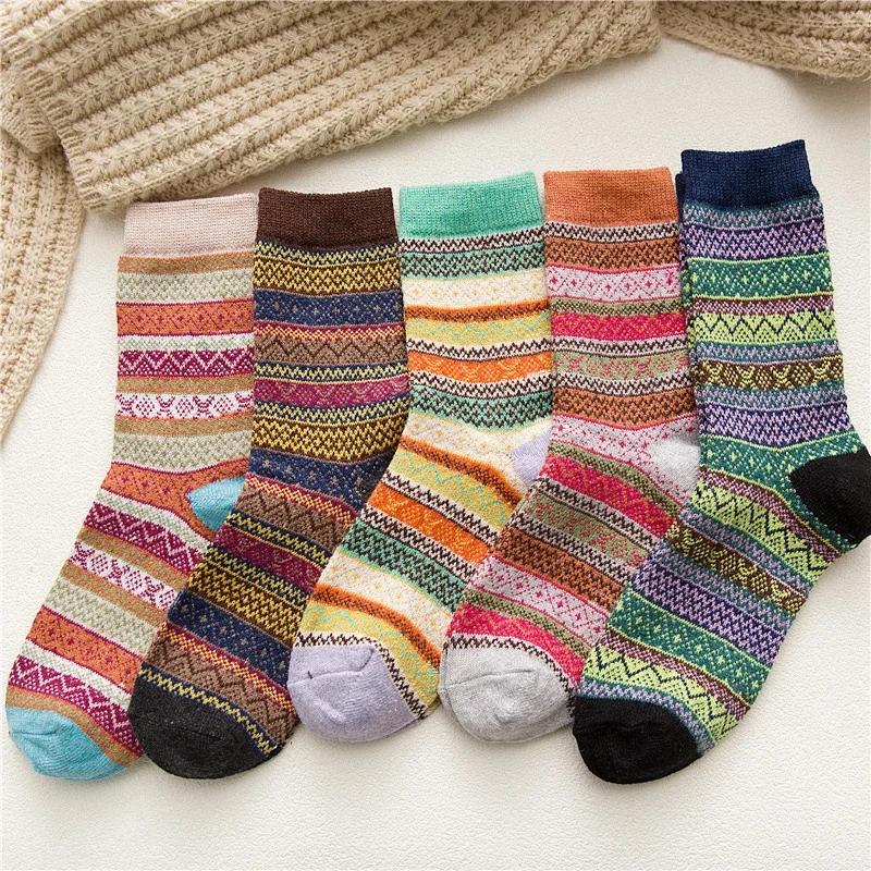 Ethnic Style 5 Pairs Wool Socks With Striped Pattern Autumn Colorful Women Socks