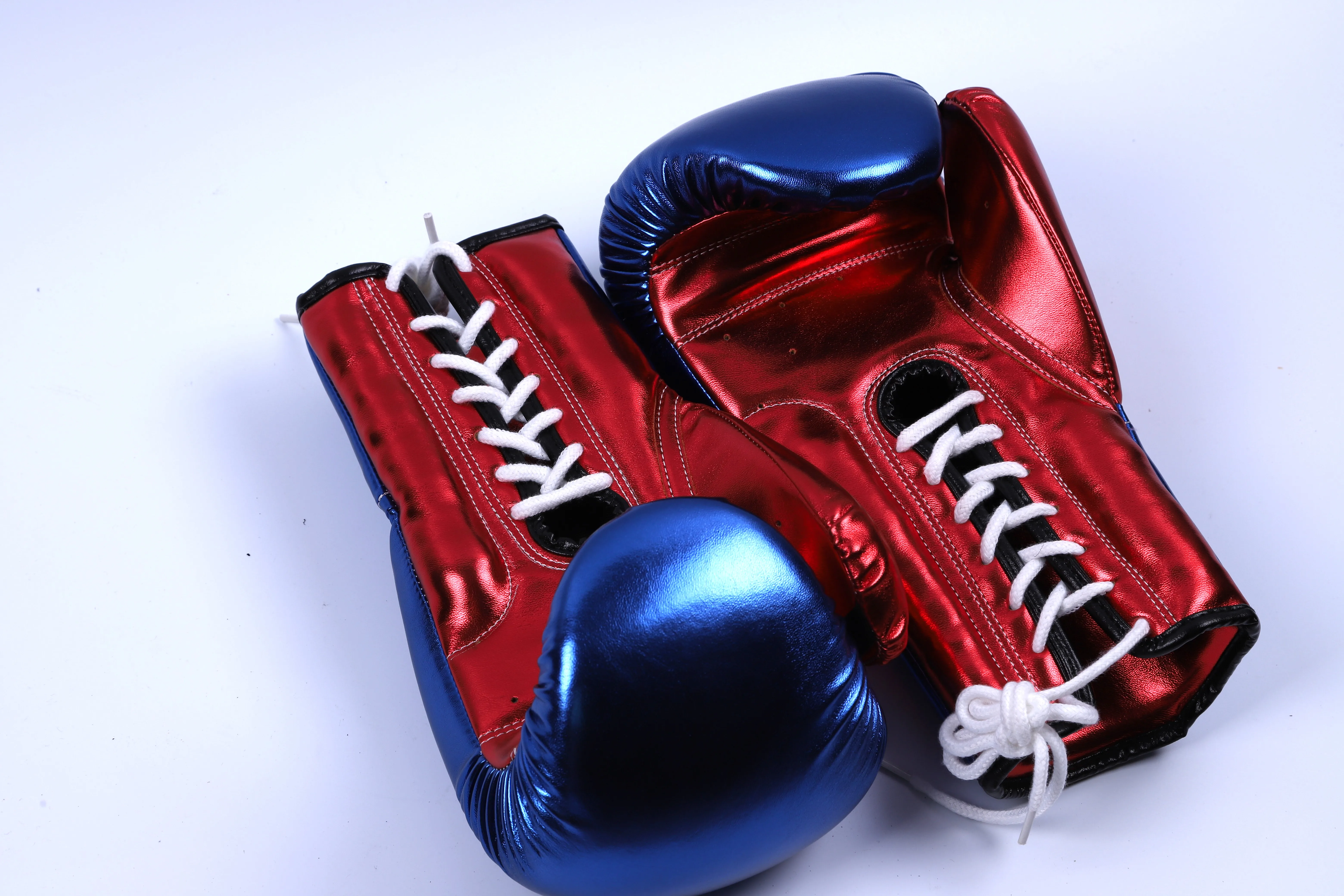 High Quality Gloves Boxing Products  Equipment and Boxing Punch Machine for Gloves Boxing  Sandbag