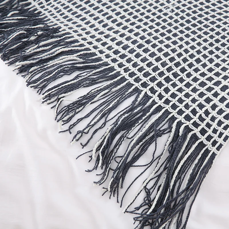 2024 Hot Sale Acrylic Knitted New Design Blanket Woven Blanket with Tassels    Throws and Blankets for Decoration