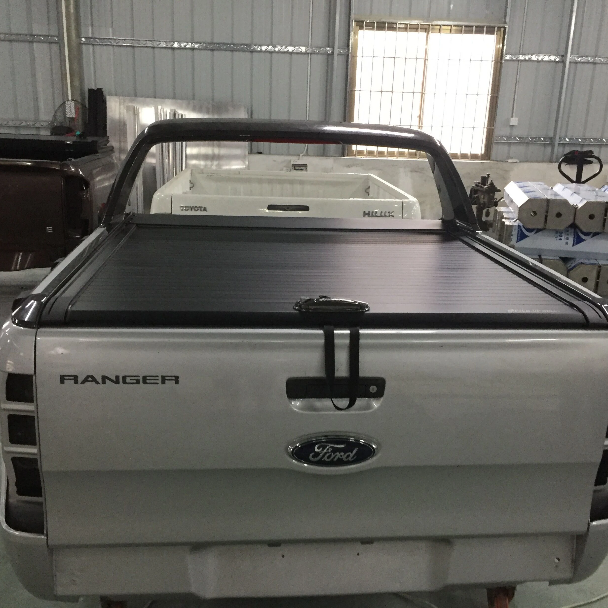 Aluminum Roller TopMountain Aluminum Roll for Ford Ranger Widetrak and Ranger XLT Raptor