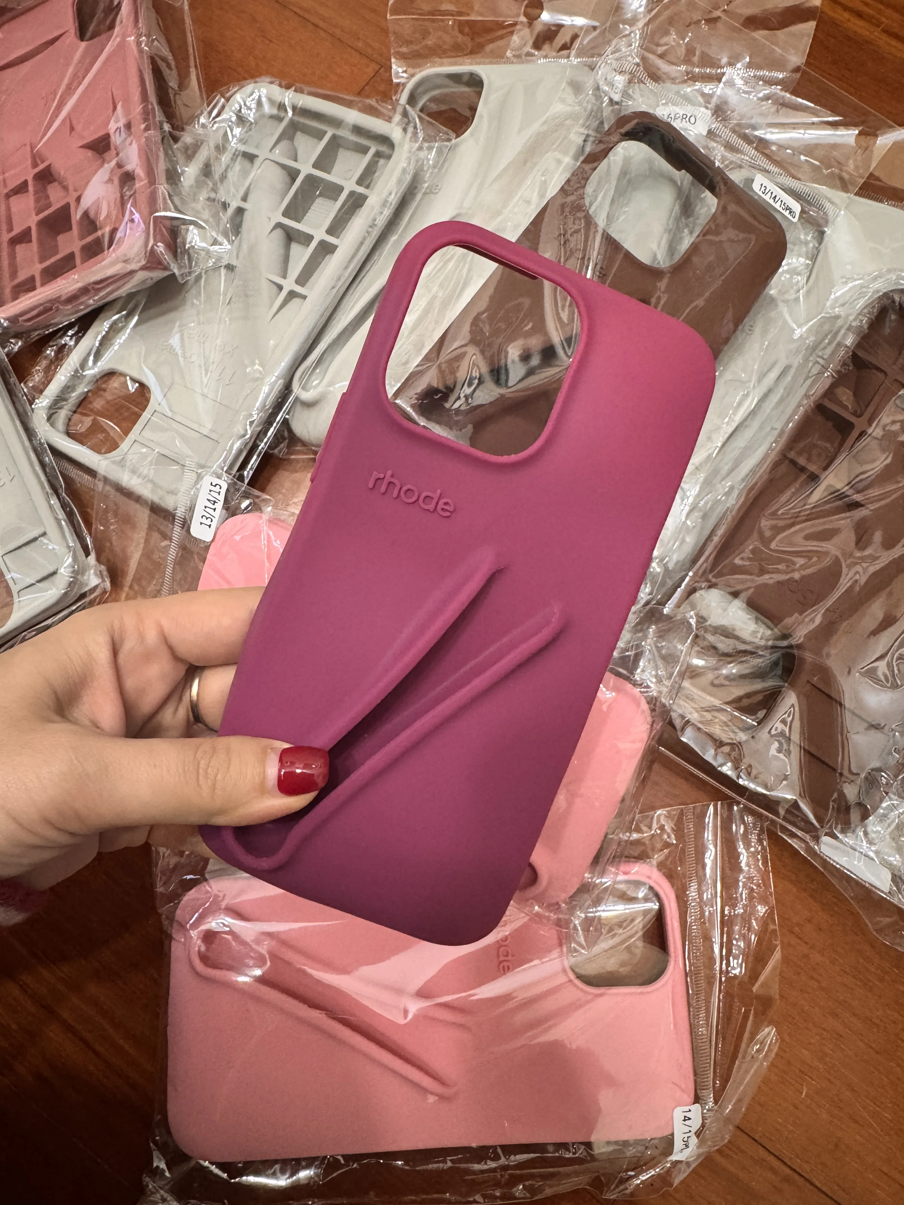 New Fashion Design Lip Gloss Phone Case For iPhone 15 pro max 14 13 Rhode 3D Silicone Lip Balm Anti Fall Protect Cover