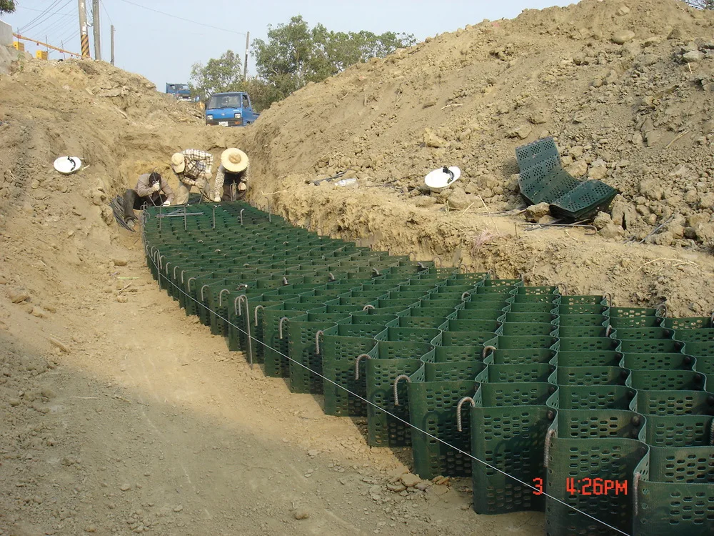  Геоячейка HDPE для защиты склонов в