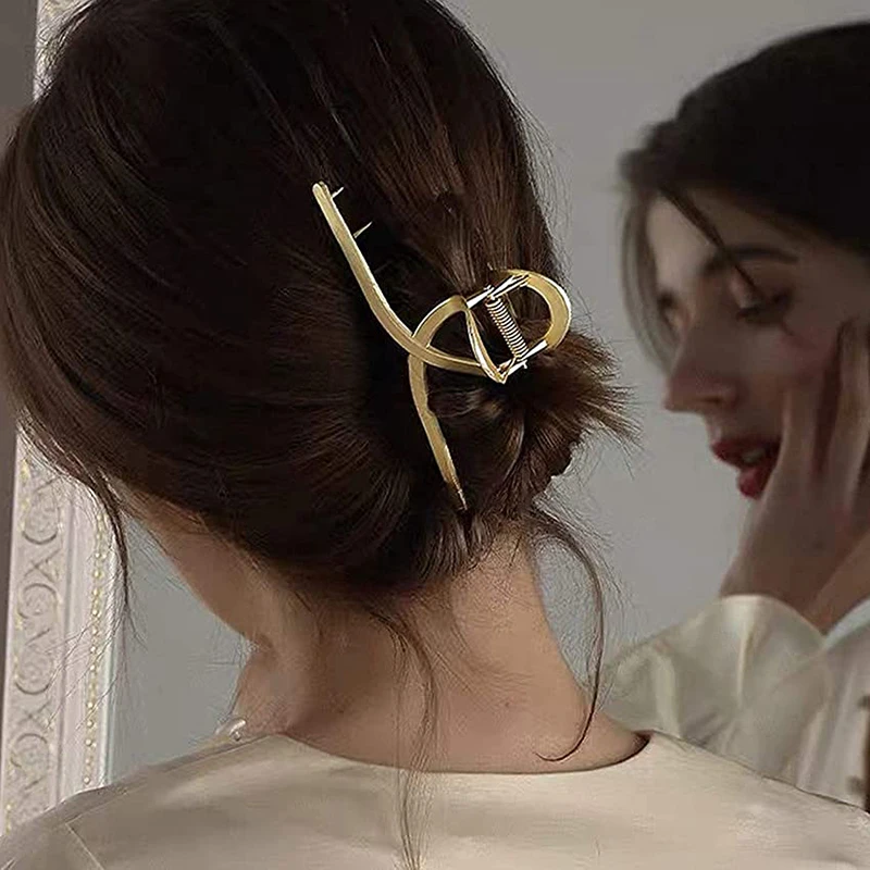 2023 TOP SALE  metal hairpin for women wholesale hair claw clips Creative hollow metal hair clip for women