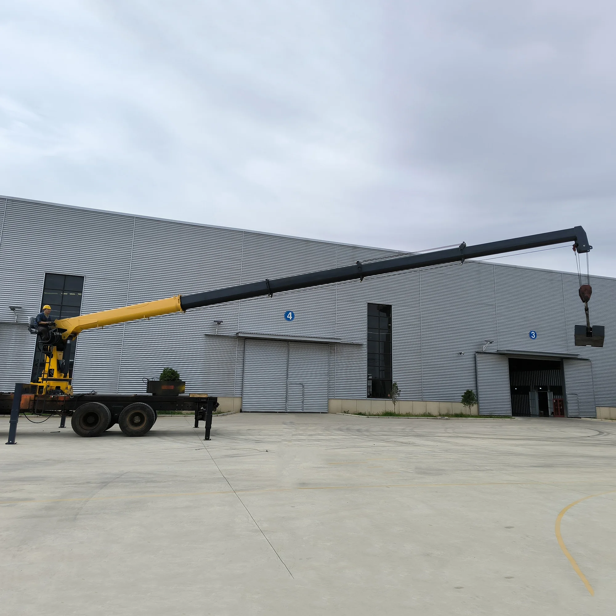 Eac Certificate Stiff Arm Manipulator Crane 8 Ton 10 Ton 12 T Loader Crane Hydraulic Arm Straight Boom Truck Mounted Crane Car