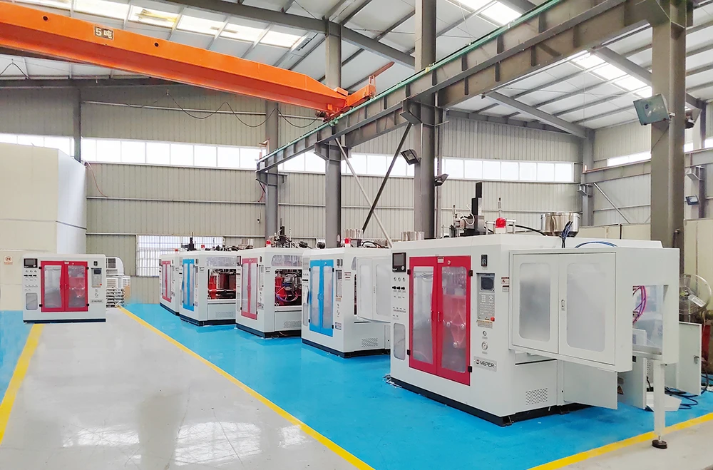 High speed small multi layer extrusion blow molding machine process