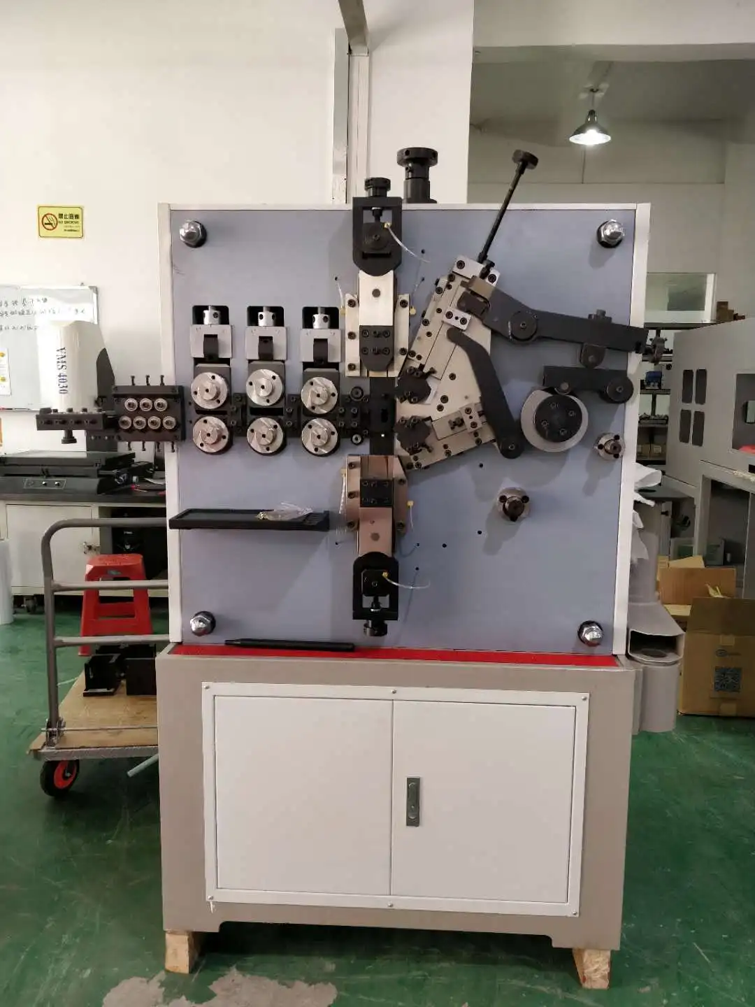 Машина для пружинной прокатки CNC автоматическая небольшая прокатная машина