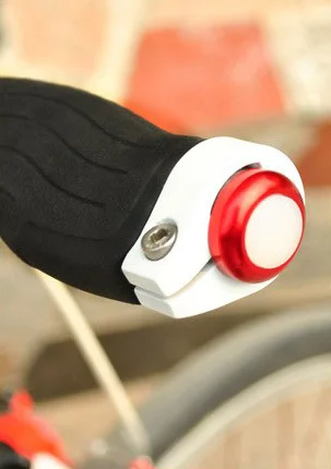 LED Riding Light Wireless Night bicycle Light With Switch For rechargeable bik Like Riding 2*CR1130 Battery bike handle light