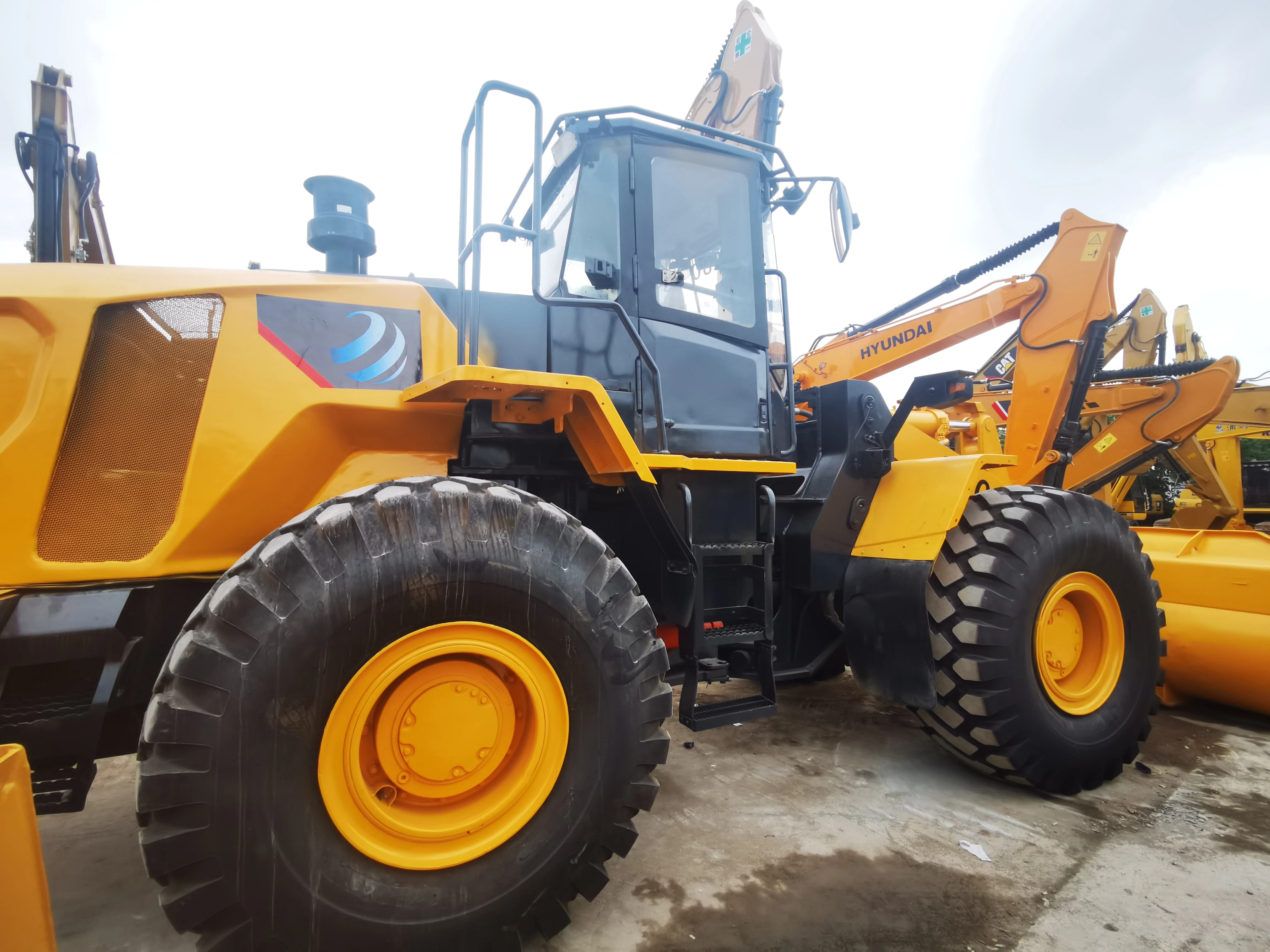 Hot Sale Caterpillar CAT980front wheel loader 278kw Engine displacement 12.5L wheelbase 3800mm backhoe loader with turbo