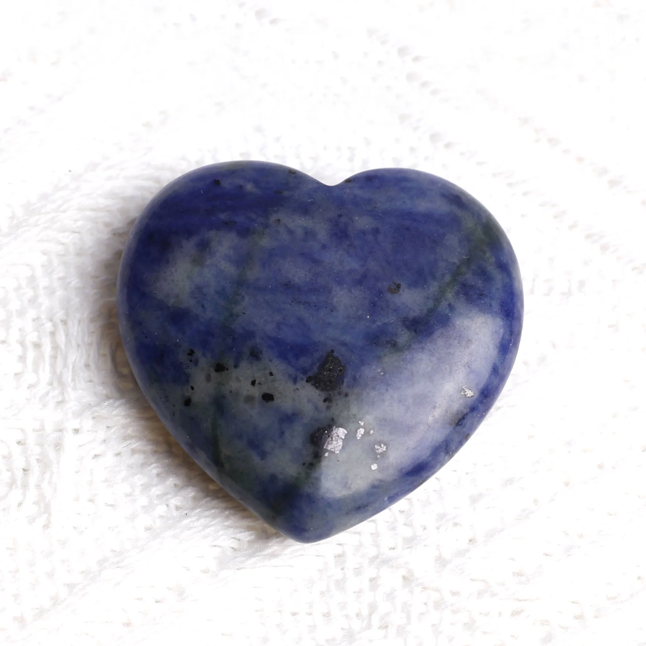 
 Wholesale 30mm Natural Small Crystal Amethyst Sodalite Heart Pendant for Chakra Healing Stone  