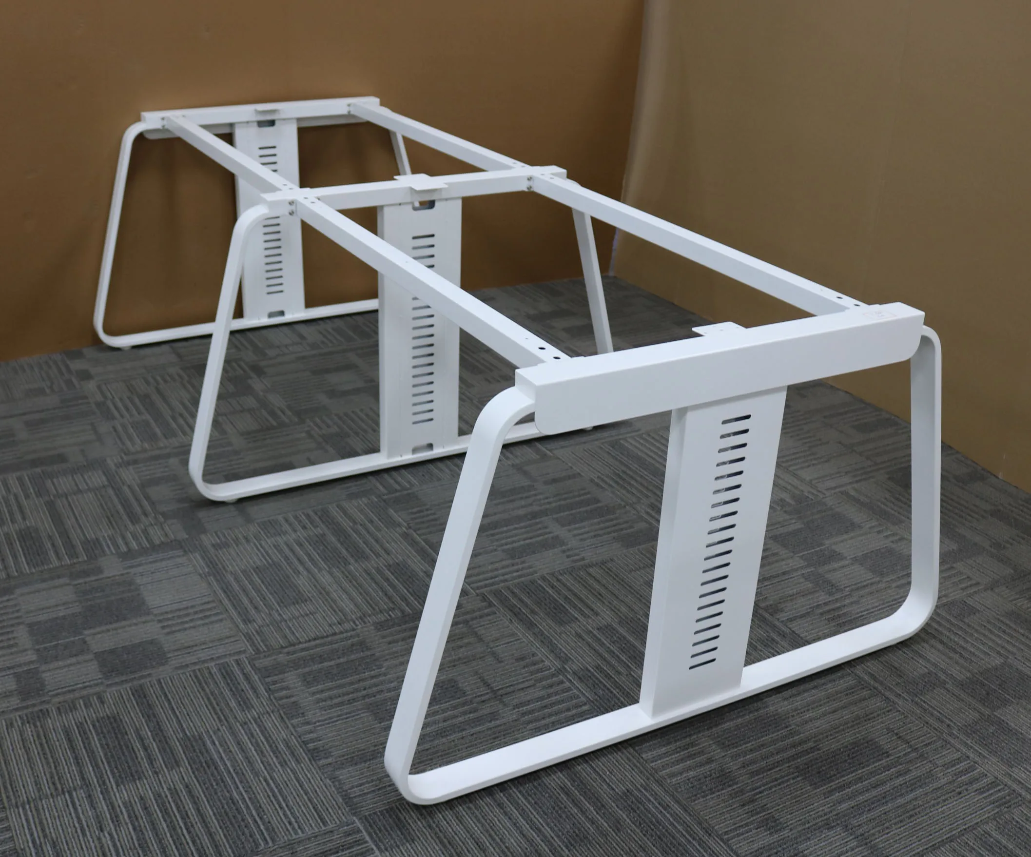 Chinese style 4 seater workstation table frame metal leg with cable management function