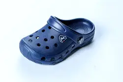 2021 мягкая подошва Детские однотонные сабо EVA тапочки Оптовая продажа детская обувь детская садовая Летняя обувь