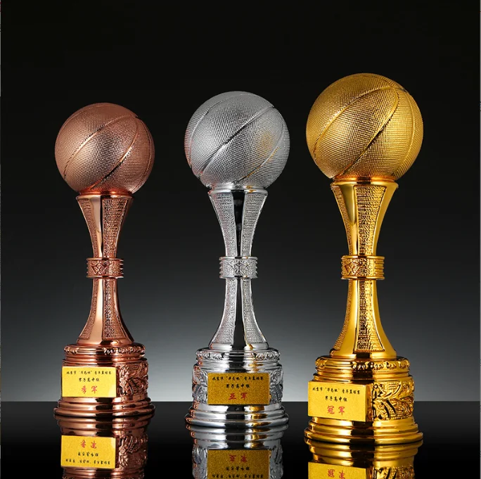 Custom Factory Cheap Price Wholesale Football Customized Award Competition Sport Metal Crystal Football Trophy/Trophy Cup