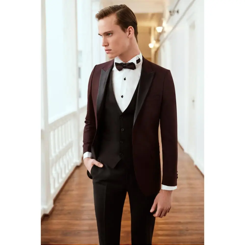 
 Рубашка мужская приталенная с воротником «Акулий плавник» и двойными манжетами  