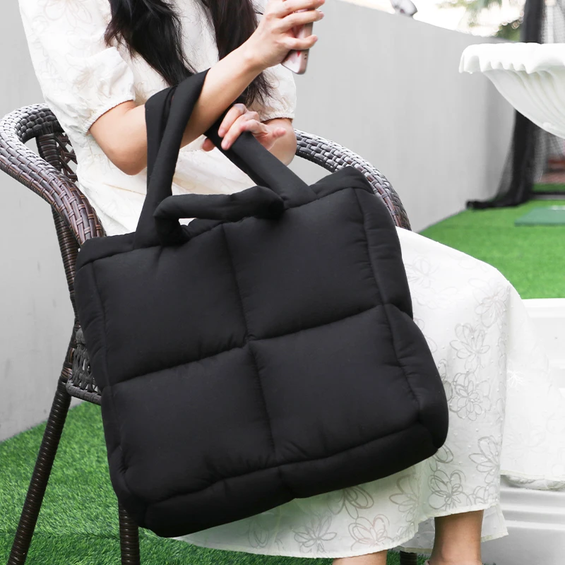 Lightweight Black Puffer Travel Quilted Tote Bag For Women Sotf Quilted Padding Handbag Bag