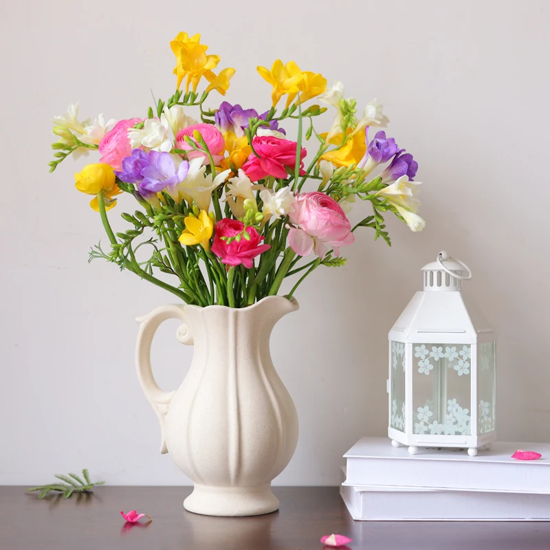Modern Nordic Style Single Handle Ceramic Vase Matte White Porcelain Pitcher for Home Wedding Flower Arrangement Small Size