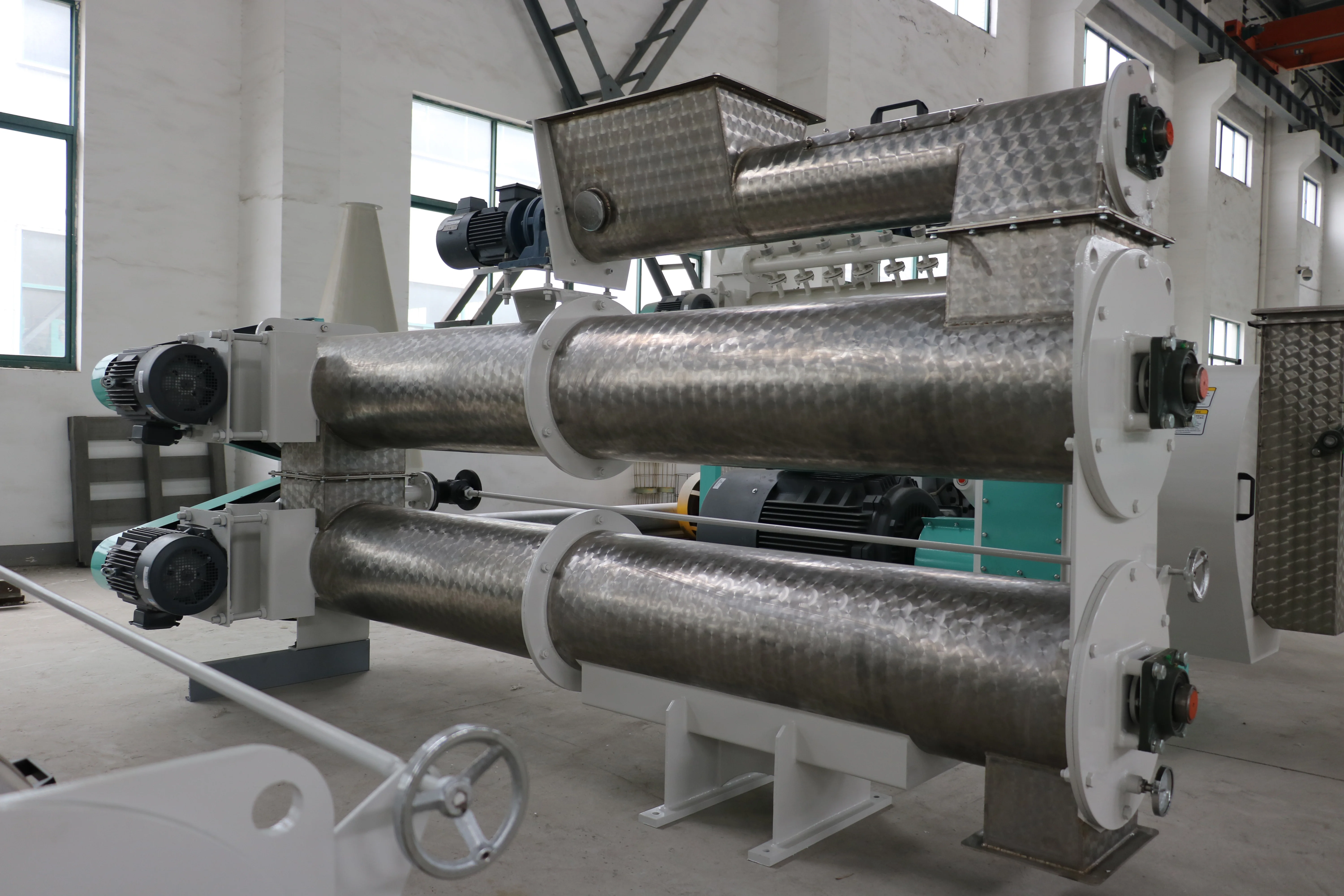 Hot Sale Ring Die type New Design Animal Feed Pellet Making Machine Steel Stainless Material CE ISO certificated