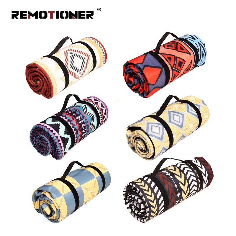 3-Layer Outdoor Extra Large Picnic Blanket Waterproof Foldable Sand proof Beach Picnic Mat for 6 to 8 Adults