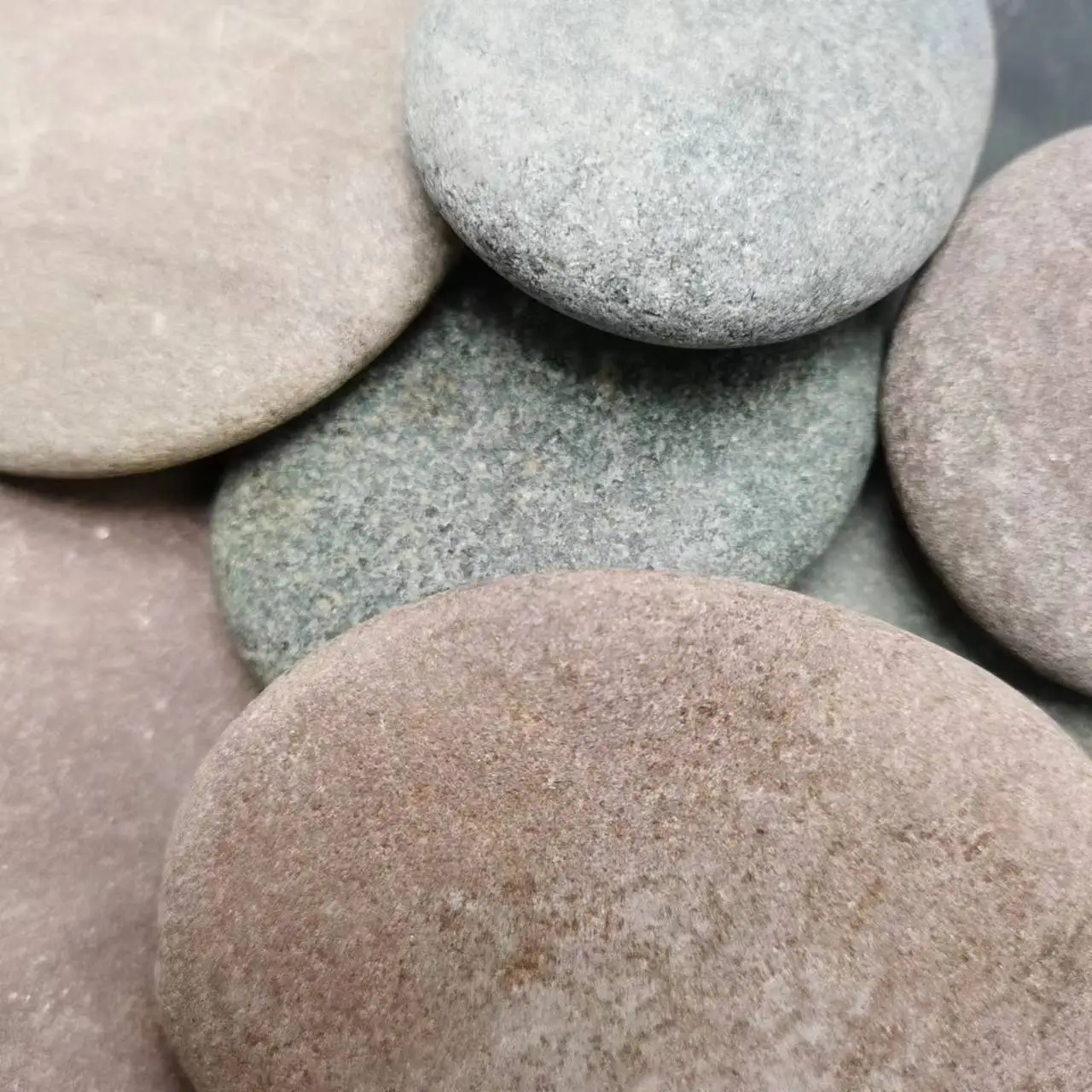 Natural Beach Kids Color Clay Painting Rock Pebbles Colored Flat Large River Rock Types Of Pebble Stones For Gardens Landscape