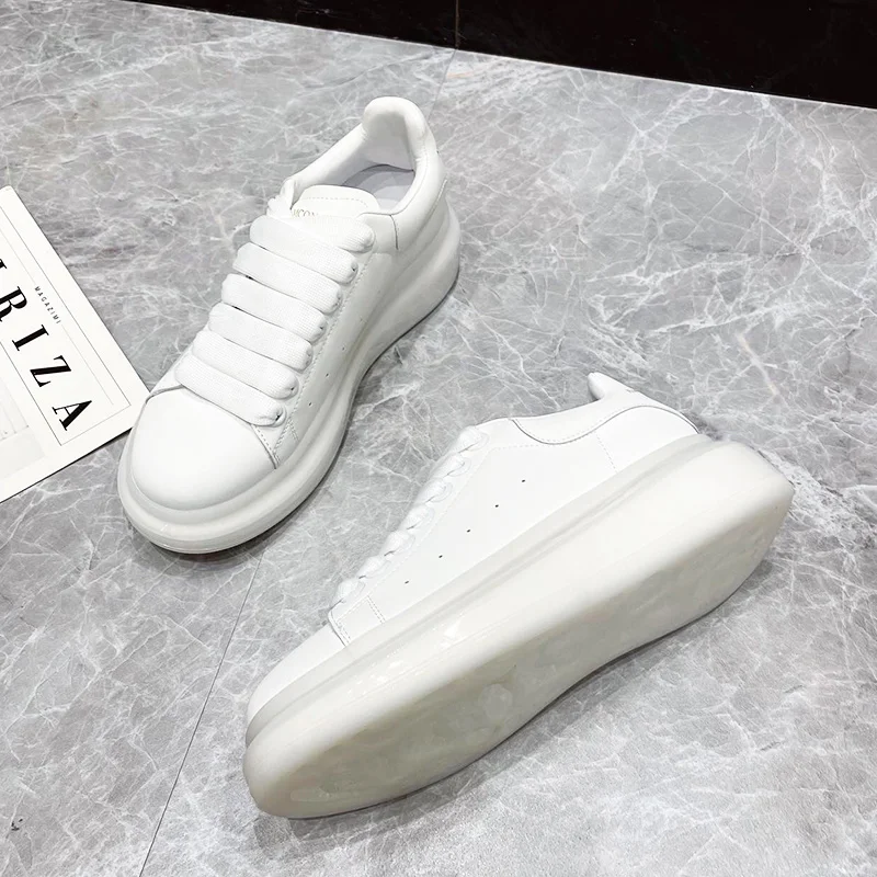  Кроссовки от производителя; Новейшие спортивные дышащие кожаные белые кроссовки на плоской подошве; Черная повседневная обувь