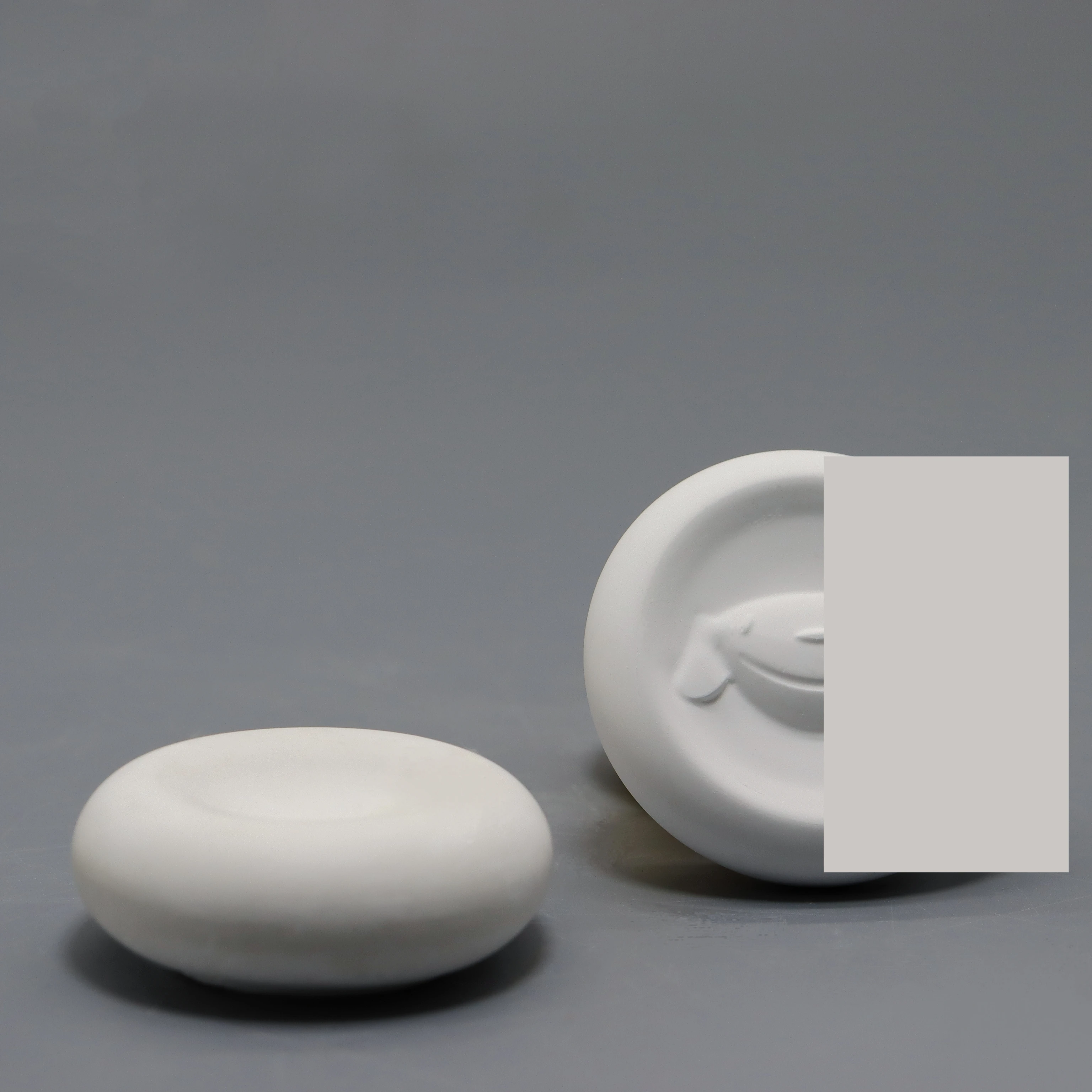 Customized Logo Concave Gypsum Stone Aroma Diffuser Porous Ceramic Stone Diffuser Perfume Aroma Diffuser Stone
