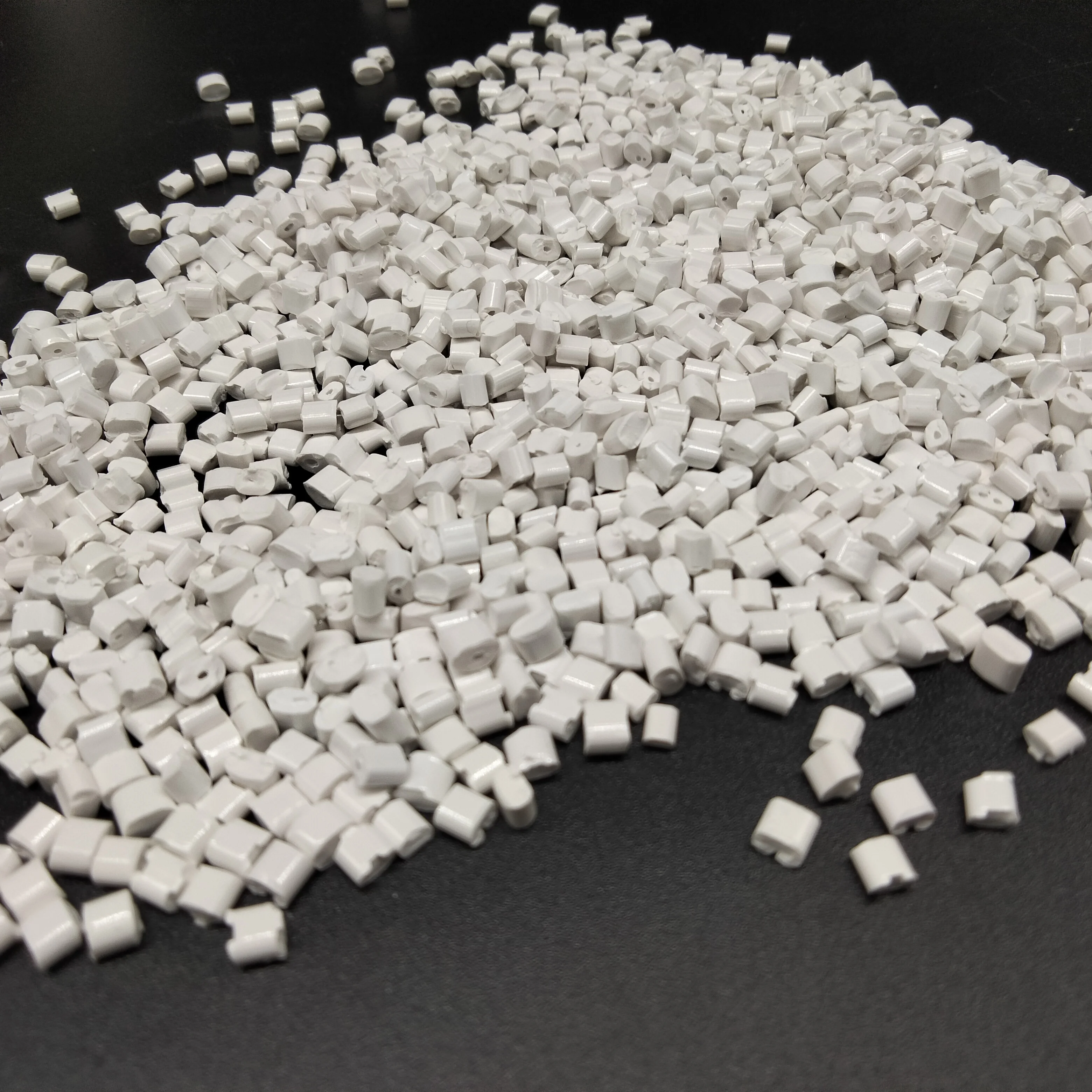 Large quantity Taiwan Chi Mei ABS Injection Grade General Purpose Grade Home Appliance Auto Parts ABS Plastic paper white color