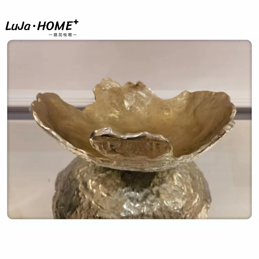 Fancy Creative Curve Good Price Custom Metal Turkish Copper  Champagne Gold  Decorative Serving Tray for  Dry Fruit and Nuts