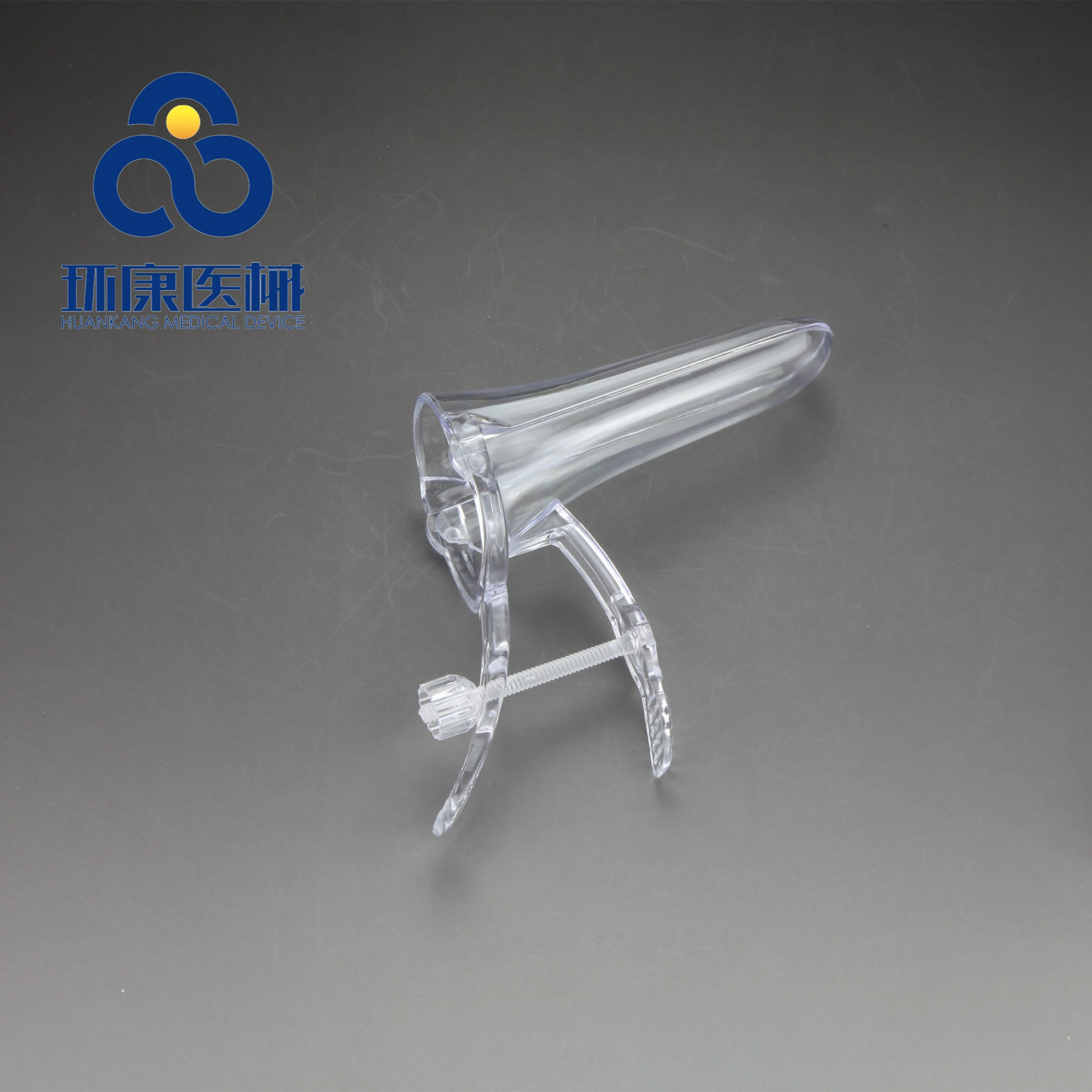 Vaginal speculum with middle screw