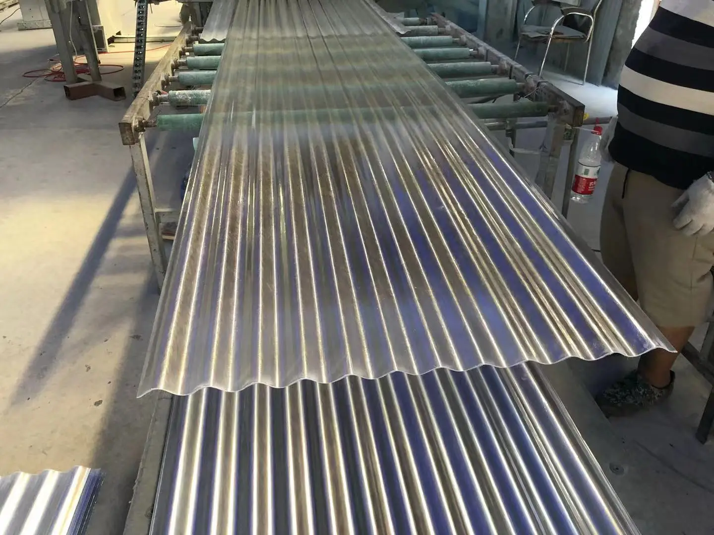 clear FRP translucent virgin pvc plastic roof tile raw building material transparent roof tile