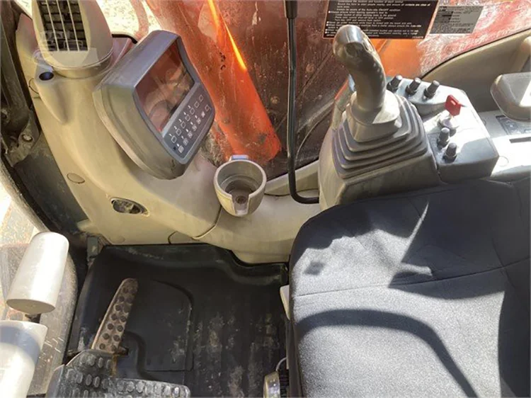 Original 7.5 ton hitachi ex75ur for sale ex75 EX75UR-5 used excavator ZX75 ZX 75 with Isuzu injection engine on sale