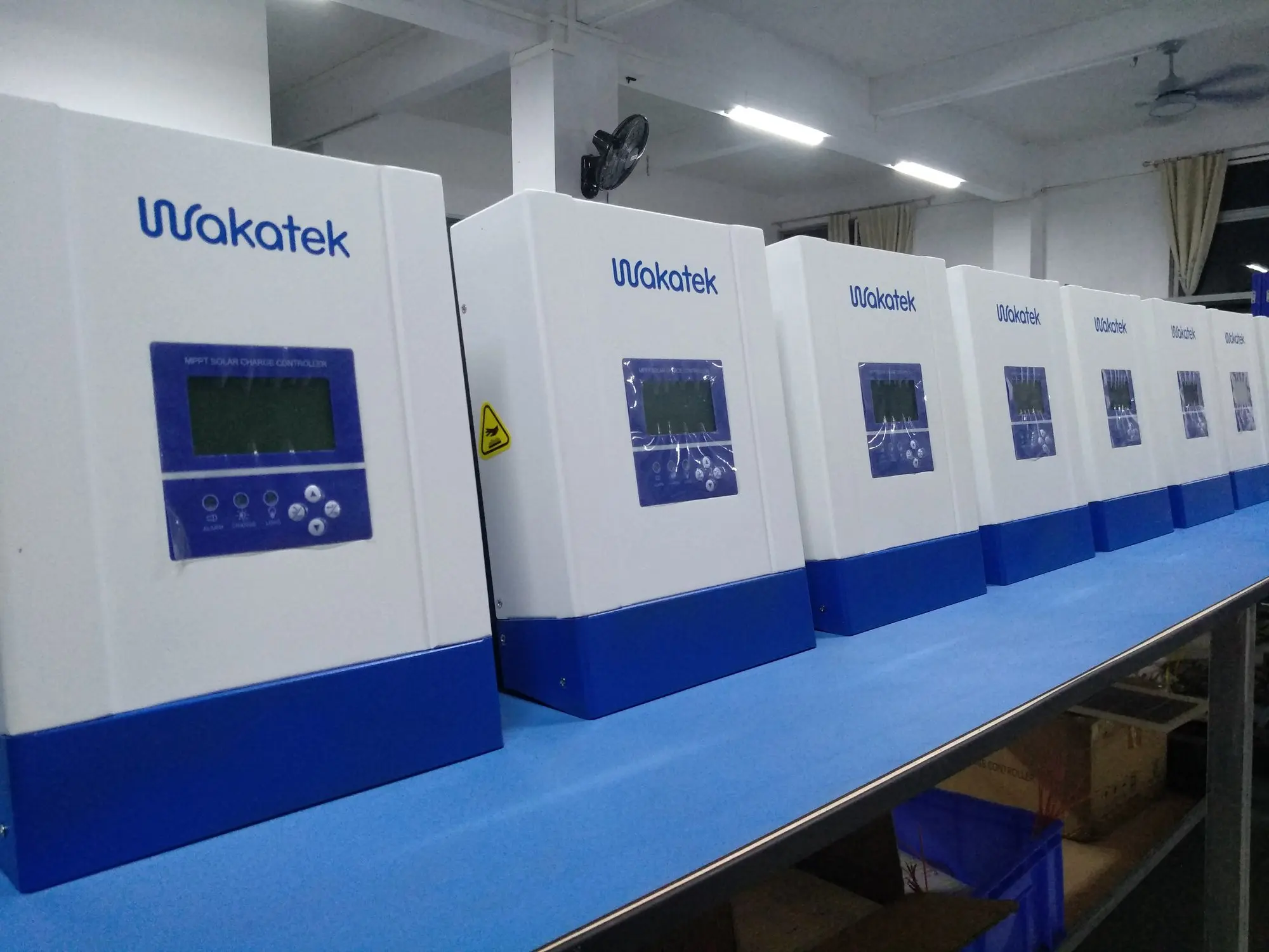 WAKATEK MPPT 60A 80A 100A Solar PV Regulators 12V 24V 36V 48V AUTO Solar Charge Controller Solar PV Battery Charger