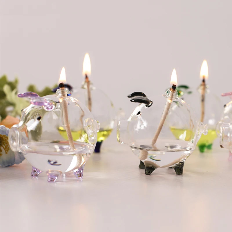 Decorative Hand Blown Table top Piglet shape Glass Oil Chimney Candle Lamp with Wicker Oil Burner
