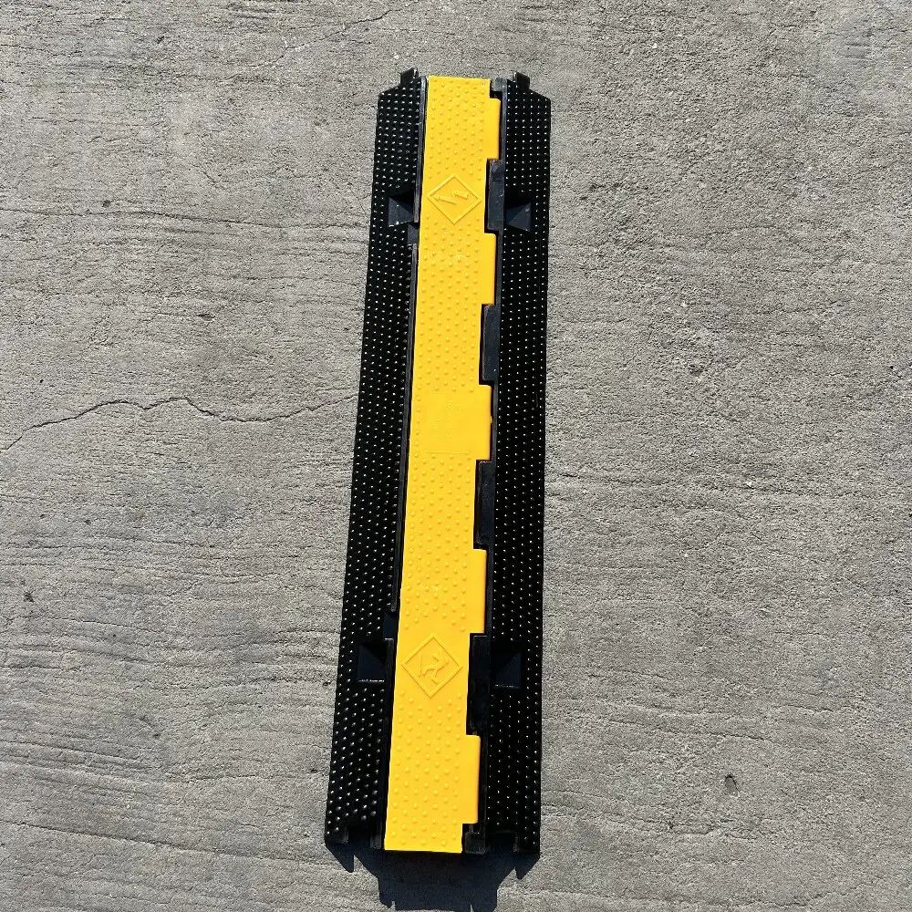 Outdoor Rubber Cable Bridges Cable Ramps Roadway Products